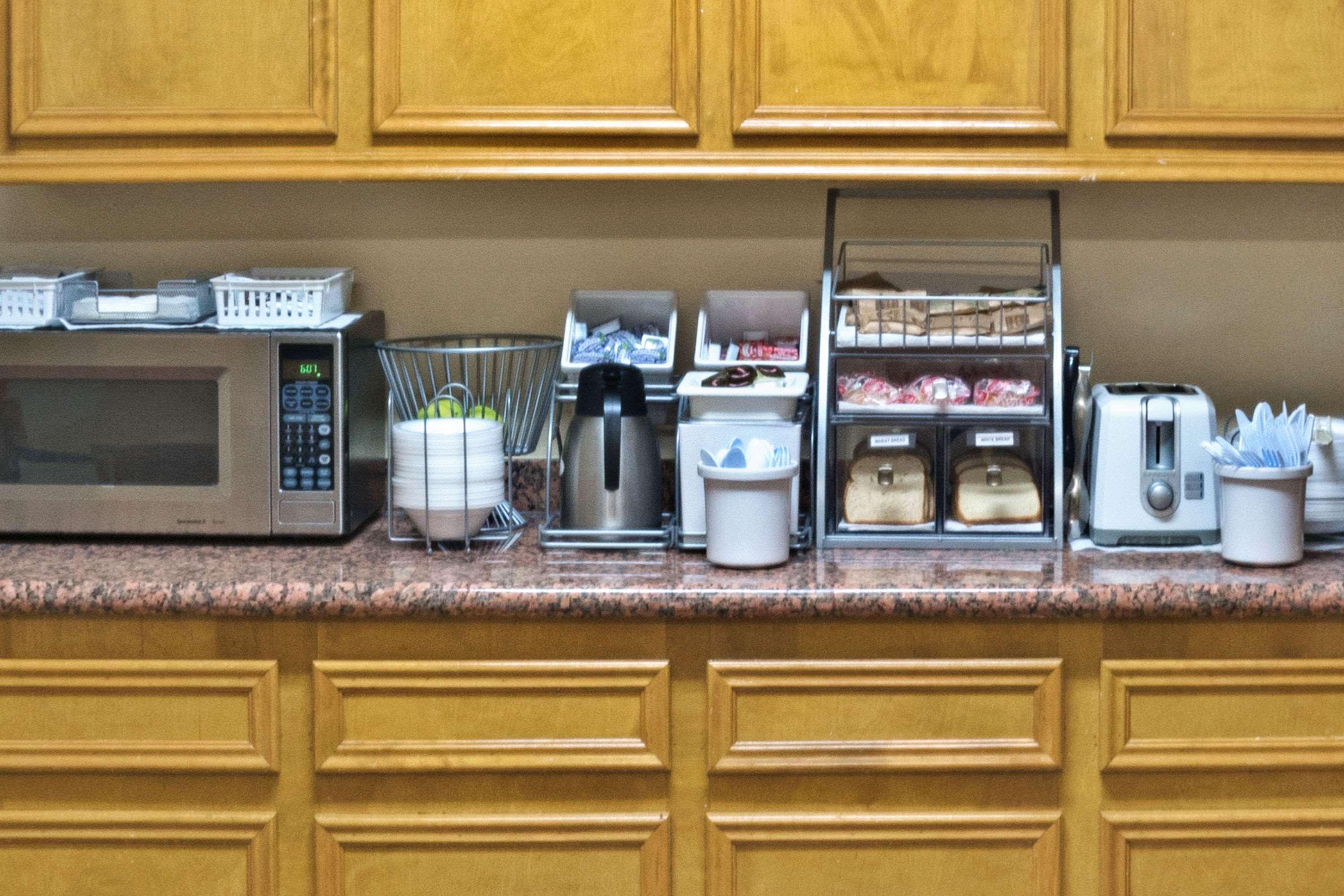 Surestay Studio By Best Western Conroe Downtown Buitenkant foto