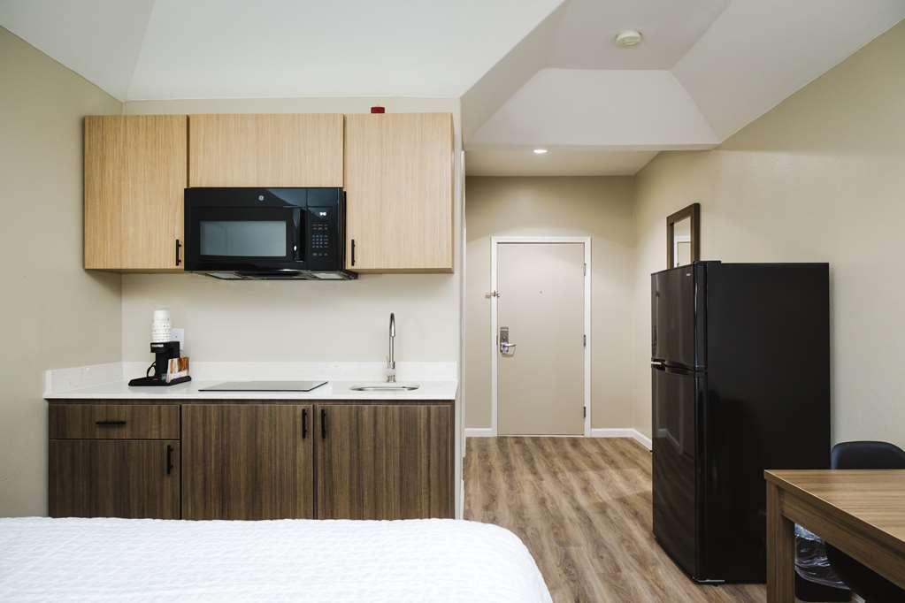 Surestay Studio By Best Western Conroe Downtown Buitenkant foto