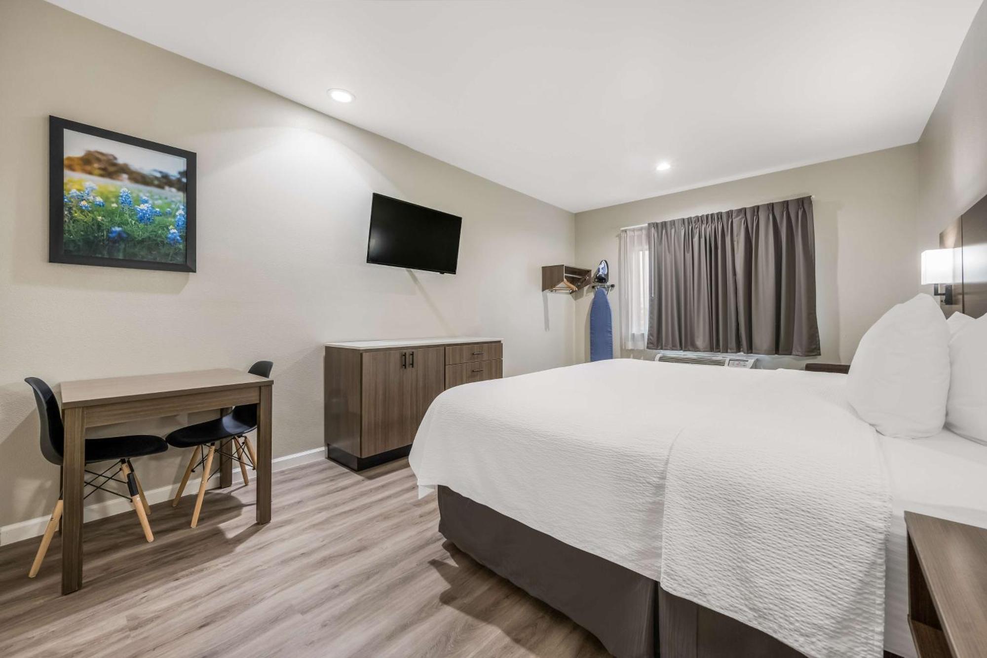 Surestay Studio By Best Western Conroe Downtown Buitenkant foto